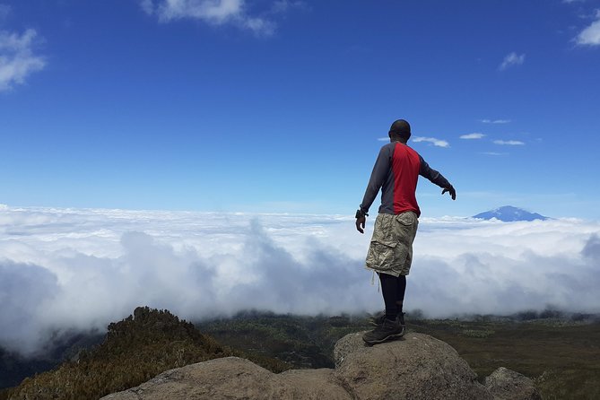 KILIMANJARO MACHAME ROUTE, (Climb 7days) "Whiskey" route - Day 3: Lava Tower to Barranco Camp, high altitude then a controlled drop