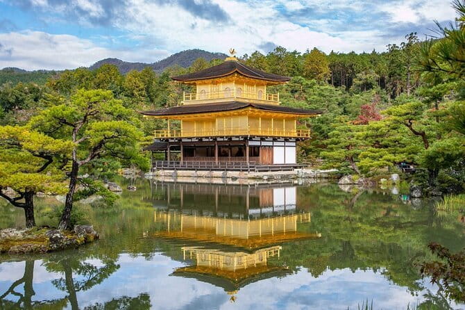 Kyoto Half Day Yamazaki Whisky Museum and Asahi Art Museum - Stop 2: Yamazaki Whisky Museum shopping and viewing, without the factory process