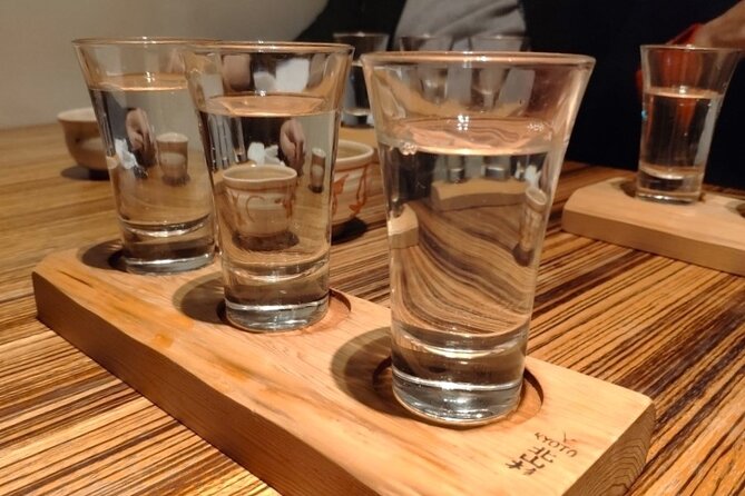 Kyoto Luxury Sake, Whisky and Cocktail Tour - Dinner with specialty dishes: the part that makes the evening feel complete