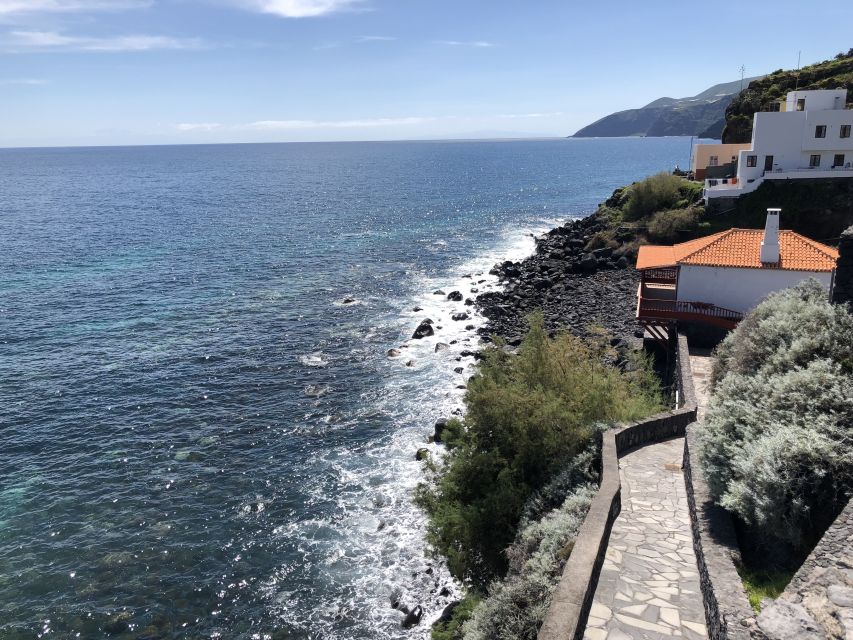 La Palma: North Island Bus Tour with Ron Aldea Distillery - Mirador de la Montaña and the Salto del Enamorado Sculpture