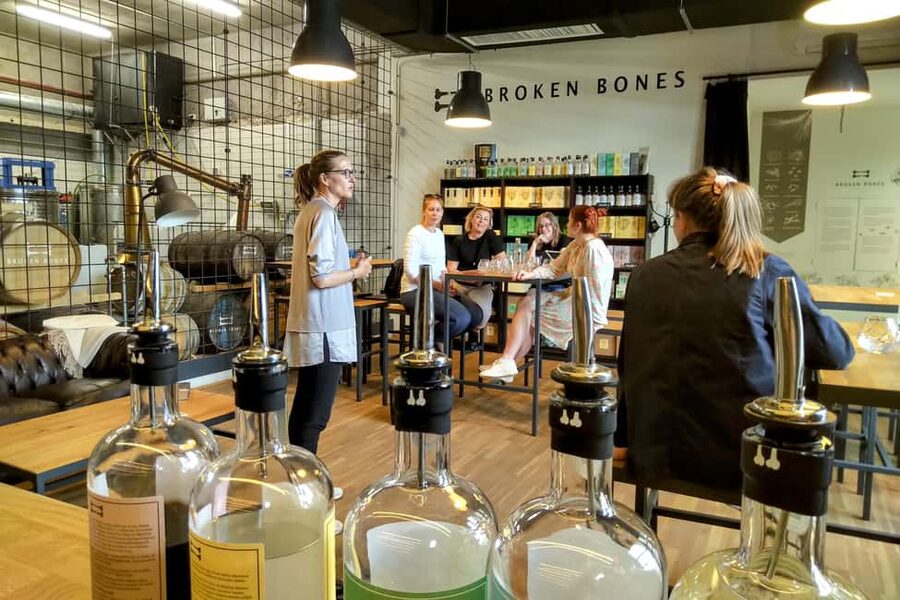 Ljubljana: Broken Bones Distillery Guided Tasting - Broken Bones in 25 minutes: what the tasting really includes