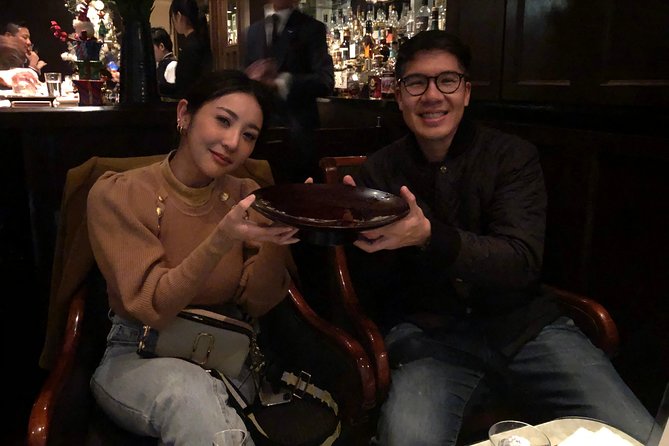 《MEMBERS-ONLY-BAR-HOPPING》Discover Your Special Whiskey in Tokyo! - Stop 1 in Ebisu: the tiny authentic bar where you start with 2 drinks