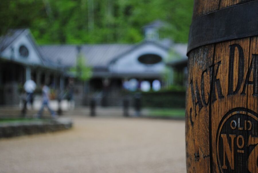 Nashville: Jack Daniel Distillery Day Trip with Tastings - The Coach Ride to Lynchburg: Views Plus a Plan