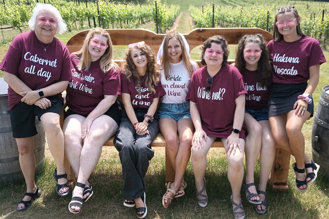 NON BUS Traverse City Old Mission Sunset Wine & Distillery Tour - Guide-led touring: why this feels more like a VIP lesson