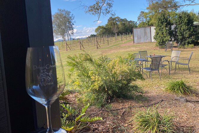 Noosa Hinterland Drinks Tour - distillery, winery and brewery - Pomona distillery lunch: a sit-down meal paired with a drink choice