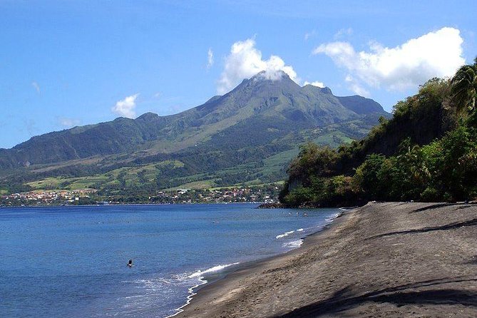 North Tour: rainforest, rum distillery, black sand beach etc - Key Points to Know Before You Go