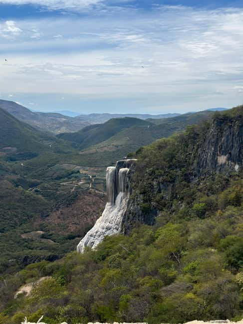 Oaxaca: Hierve el Agua & Mezcal Distillery Small-Group Tour - Hierve el Agua: pools, views, and the hike reality check