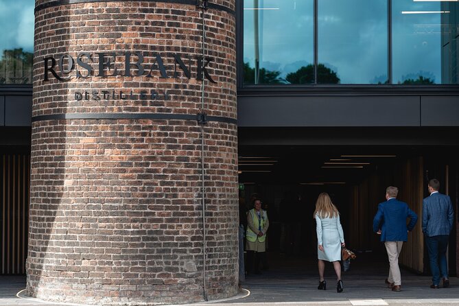 Official Guided Distillery Tour and Whisky Tasting near Edinburgh - The Tasting Room Finish: Glengoyne 12, Tamdhu 12, and New Make Spirit