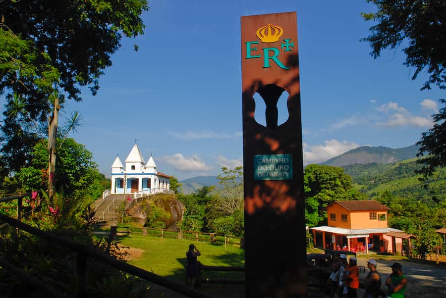 Paraty: Jungle Waterfalls and Cachaça Distillery Jeep Tour - Jeep day logistics: group size, pace, and comfort