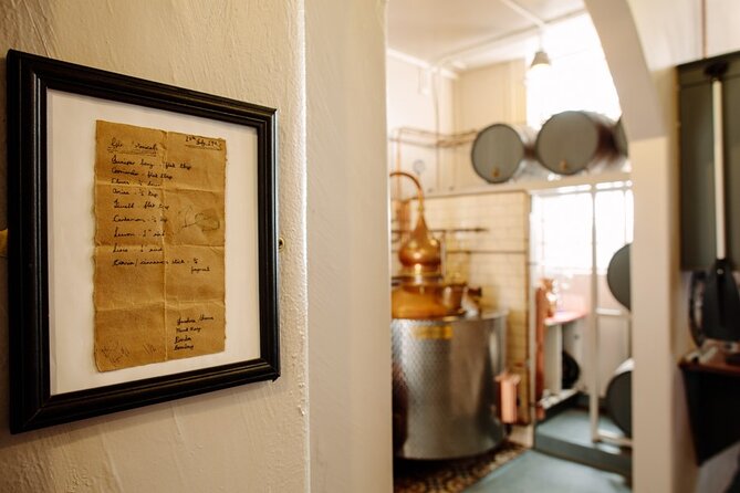 Pickering's Gin Jolly Distillery Tasting Tour - A one-hour schedule that hits the good parts (and moves fast)