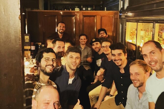Premium Irish Whiskey Tasting Hosted by Local Dublin Expert - Brand stories and tasting technique: what you learn beyond the bottle