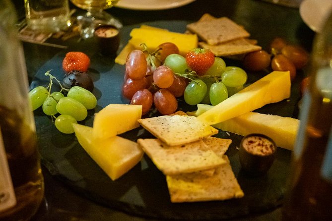 Premium Whiskey and Food Tasting in Dublin - Choosing Your Role: First-Time Taster or “I’ve Had Whiskey Before”