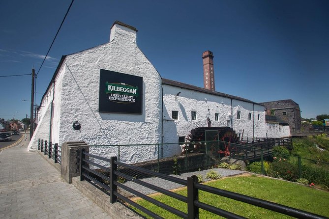 Private Full Day Whiskey Tour from Dublin with Tullamore D.E.W. - Stop 3: Tullamore D.E.W. Distillery Experience With Irish Coffee and Cask Draw