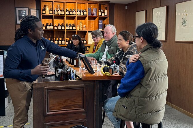 Private Tassie Distillery Tour - Tastings, Lunch and Morning Tea - Included Drinks: What You Actually Get to Taste