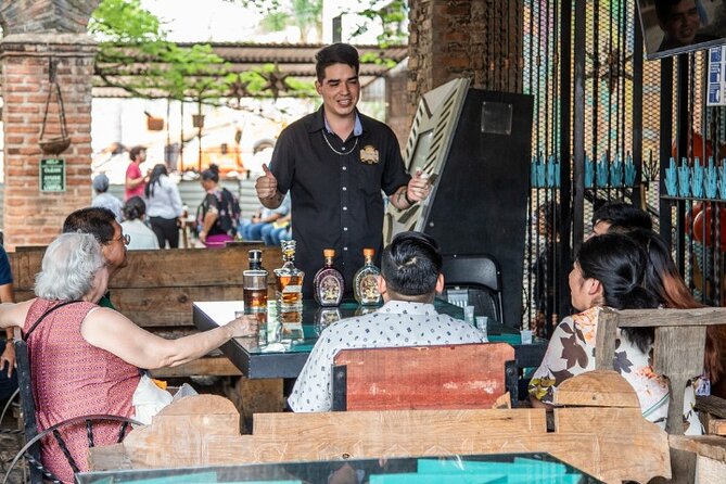 Private Tour La Fortaleza Distillery and visit to Tequila - Stop 3: The magical town of Tequila for photos and simple shopping