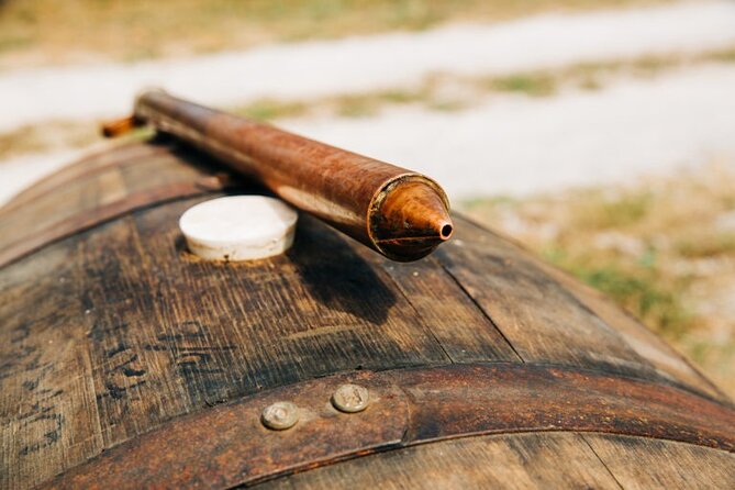 Private Tour of Kentucky's Small Batch Bourbon Distilleries - What’s included vs. what you’ll need to handle: lunch and your day plan