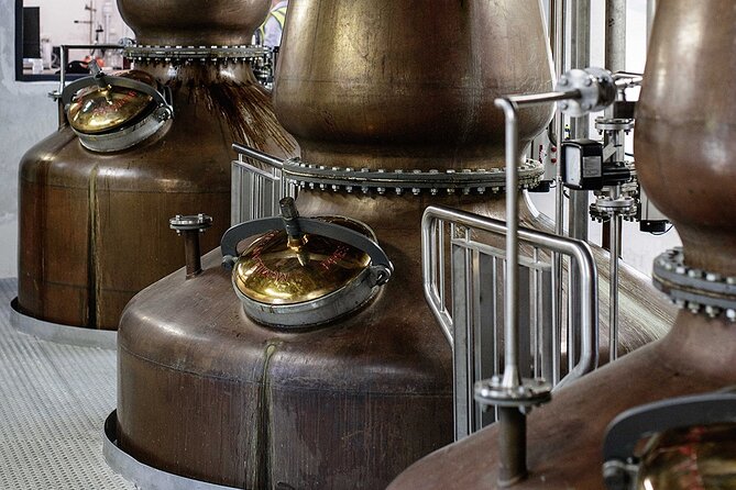 Private VIP Whiskey Tour from Dublin with Slane Castle Distillery - The triple-cask maturation story and what it means for your glass