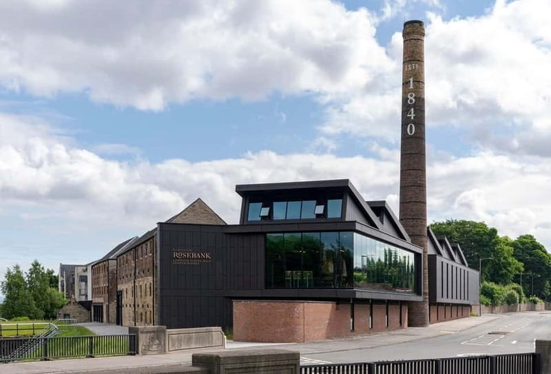 Rosebank Distillery Guided Tour and Whisky Tasting - Entering the distillery: the story starts before the tour starts