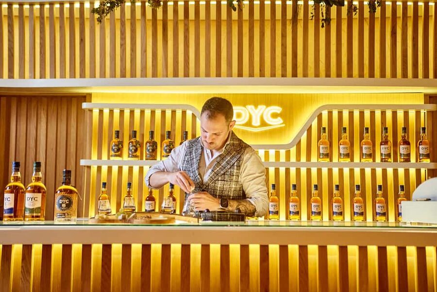 Segovia: DYC Distillery guided visit with whiskey tasting - DYC in Segovia: what the 1,036 meters really changes