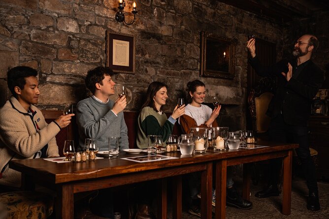 Small Group Edinburgh Whisky Tour and Tasting - Walking the Royal Mile With Stories (and TourTalk Audio)