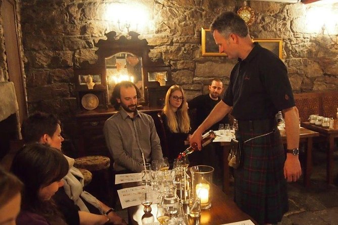 Small Group Edinburgh Whisky Tour and Tasting - Value for $59.65: 4 Drams + a Glass + Real Guidance