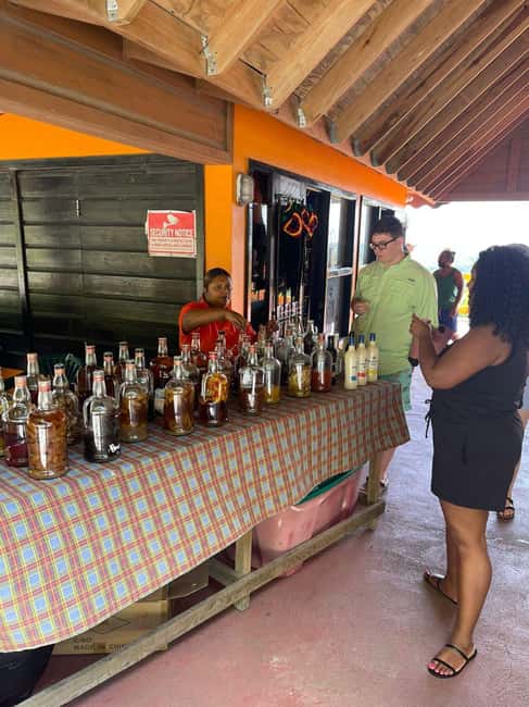 St. Lucia: Rum Distillery and Chocolate Making Experience - Chocolate Factory class: how to plan for the extra onsite fee