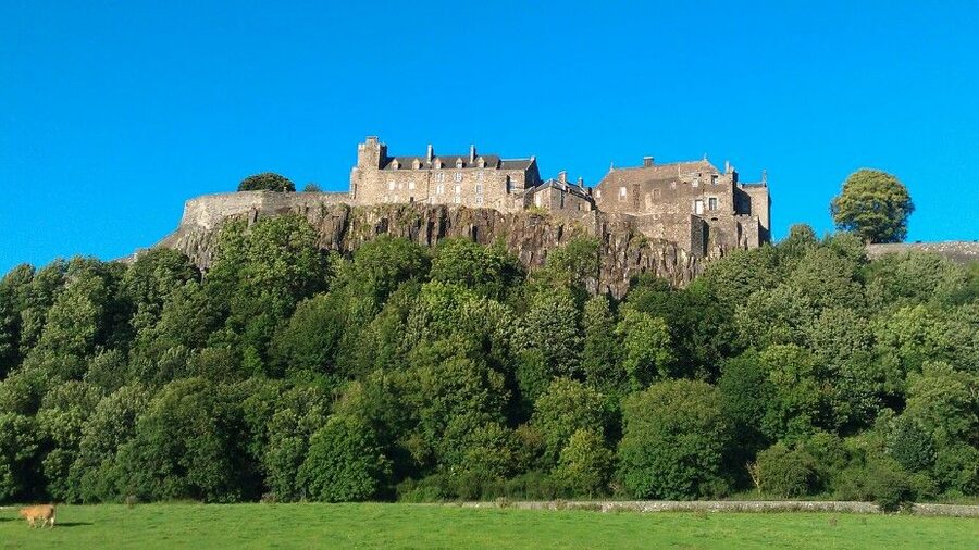 Stirling Castle, Highland Lochs & Whisky Tour from Edinburgh - Stirling Castle: Royals, Old Capital Streets, and Time Management