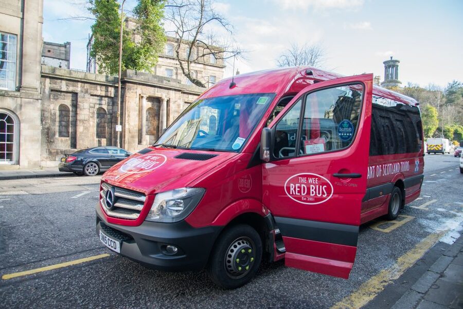 Stirling Castle, Highland Lochs & Whisky Tour from Edinburgh - Loch Lomond Lunch: Pick Your View, Then Pick Your Pace