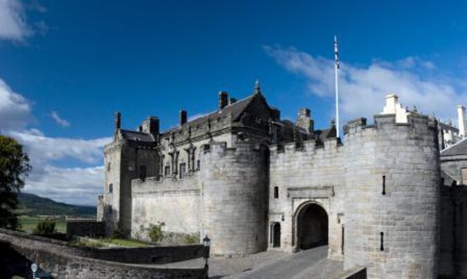 Stirling, Highlands & Distillery in Spanish - Key Highlights at a Glance