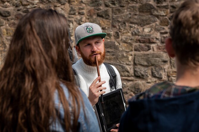 The Best Harry Potter Tour & Whisky Experience - Ending near Edinburgh City Chambers: Rowling’s impact in real stone
