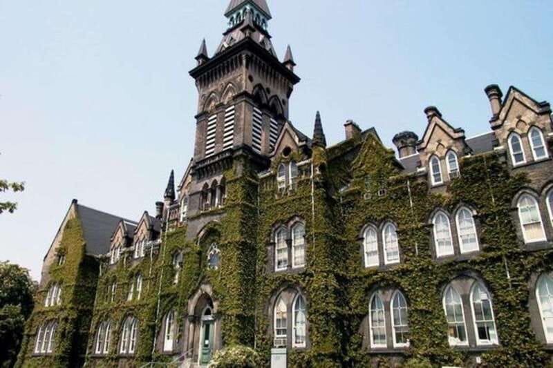 Toronto: Distillery & Old Town Private Walking Tour - Key things I’d mark down before you go