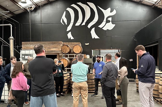 Tour and Tasting at Striped Pig Distillery - After the Tour: Buying Bottles and Making a Cocktail