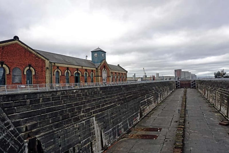 VIP Skip-the Line Titanic Museum and Whiskey Tasting Tour - Practical tips: shoes, weather, and how to not get stuck