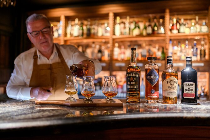 Whiskey & Wonders in Killarney - What to bring and how to pace yourself (especially if you’re drinking)