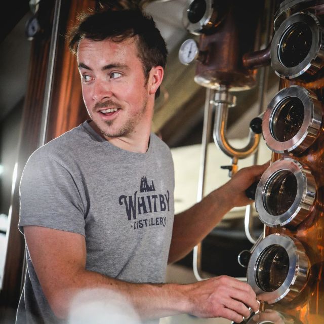 Whitby: Guided Distillery Tour with Gin Tasting - Designated drivers and soft-sip options