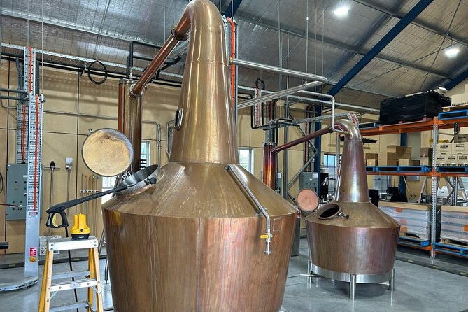 Wine, Gin & Whisky Tour - Hobart & SE Tasmania - The small-group advantage: how 6 travelers changes your day