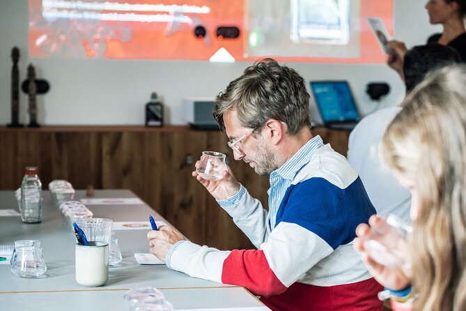 Wittenburg: Elephant Gin's Distillery Tour near Hamburg - Price and logistics: the value is in what you leave with
