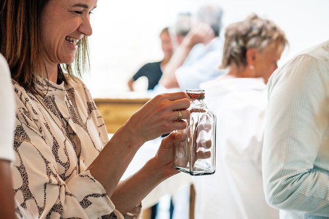 Wittenburg: Elephant Gin's Distillery Tour near Hamburg - Making your own bottle: personalization is the best souvenir
